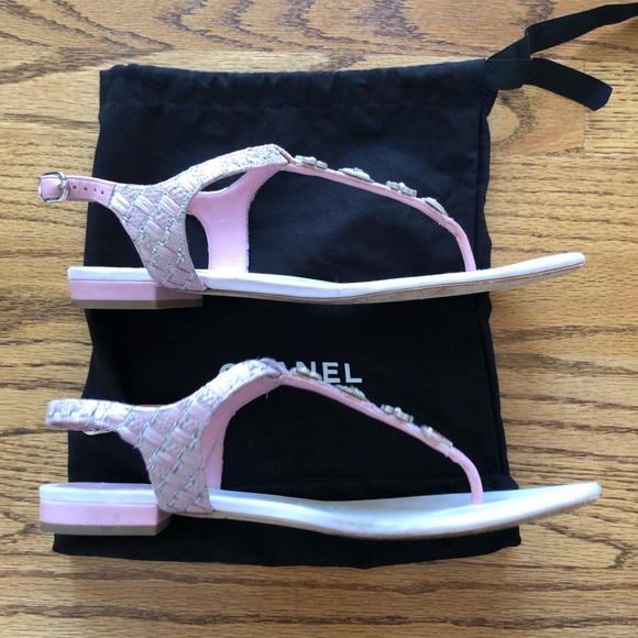 Chanel Lucky Symbols Sandals 17C - Picture 6 of 16